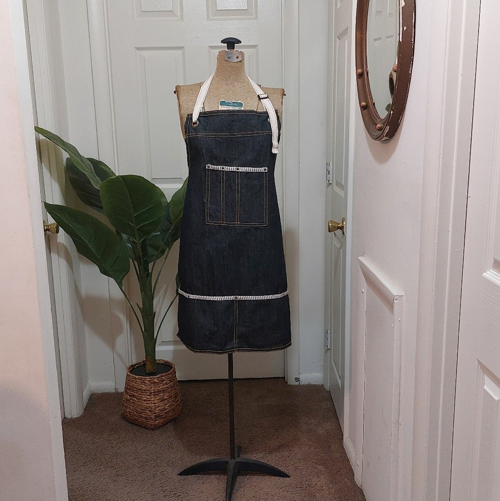 Stylish Denim Apron with White Accents